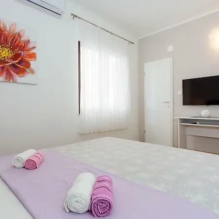 Guest house 